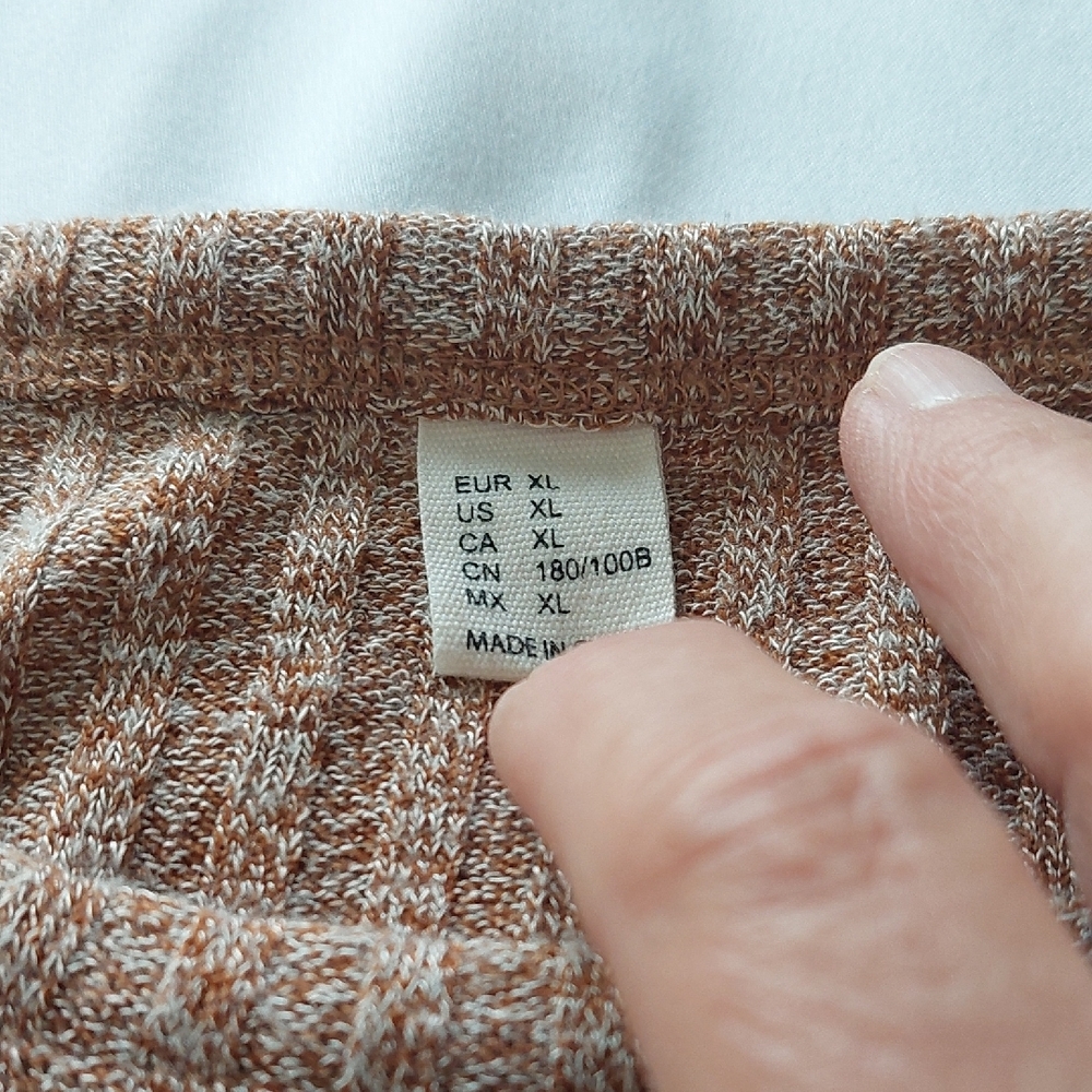 Women's Tan Ribbed Top - Picture 2 of 8